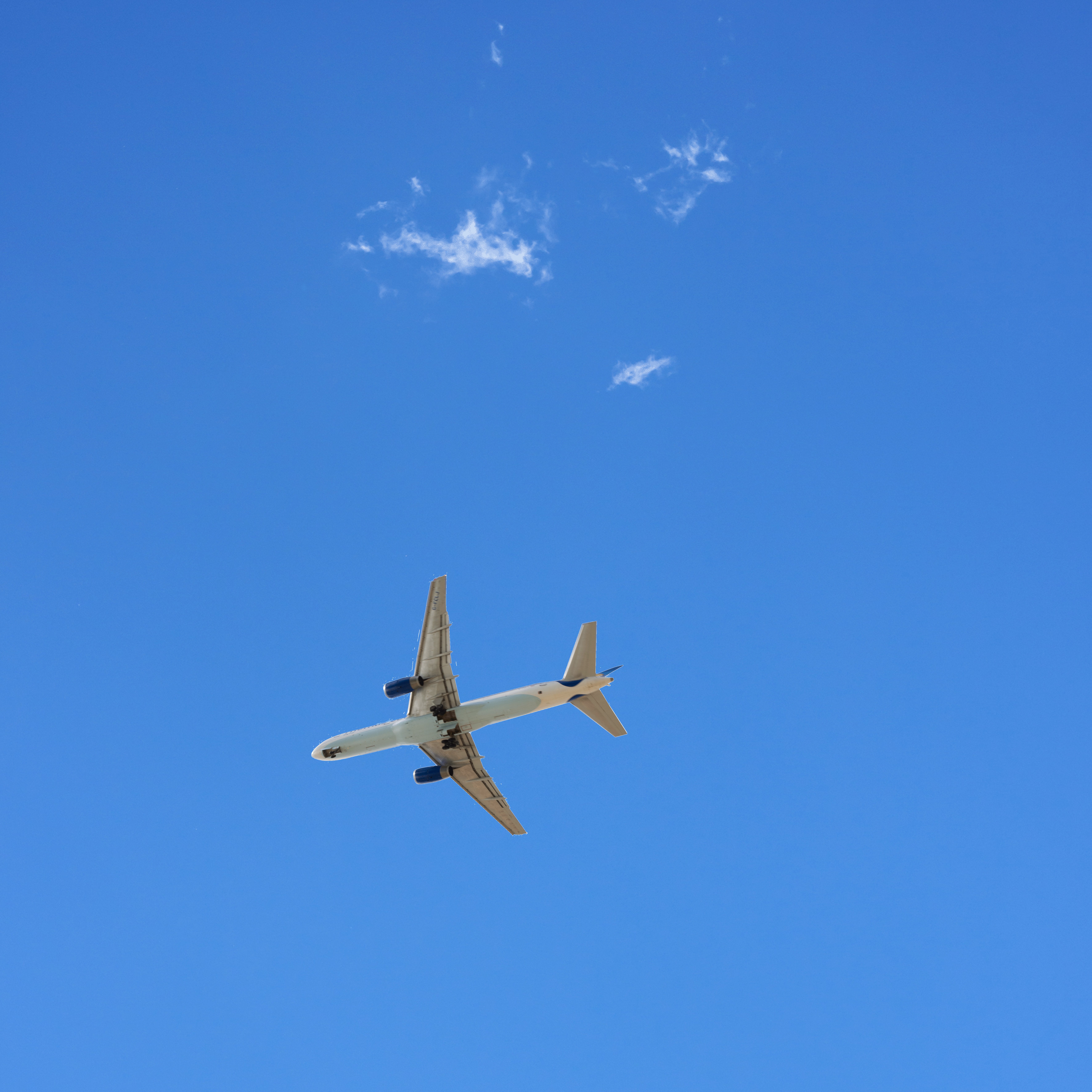 Sky6 - Airplane